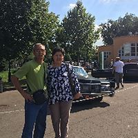 Семейная пара, садовое товарищество Зверево, 7-я улица, Киевское шоссе, Салтанат