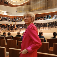 Няня, Набережные Челны, улица Шамиля Усманова, в районе Новый Город, Елена Анатольевна
