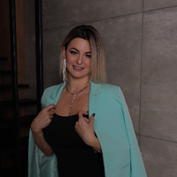 Домработница, посёлок Парголово, улица Михаила Дудина, Парнас, Алла Александровна