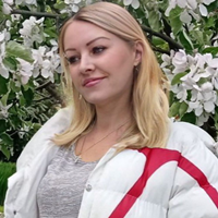 Домработница, городской посёлок Новоселье, набережная реки Кикенки, Стрельна, Наталия Владимировна